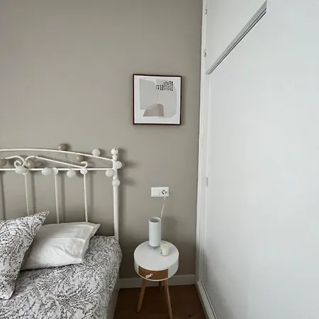 Apartamento A Un Minuto Playa Vistas Y Garage 8pax Sanxenxo