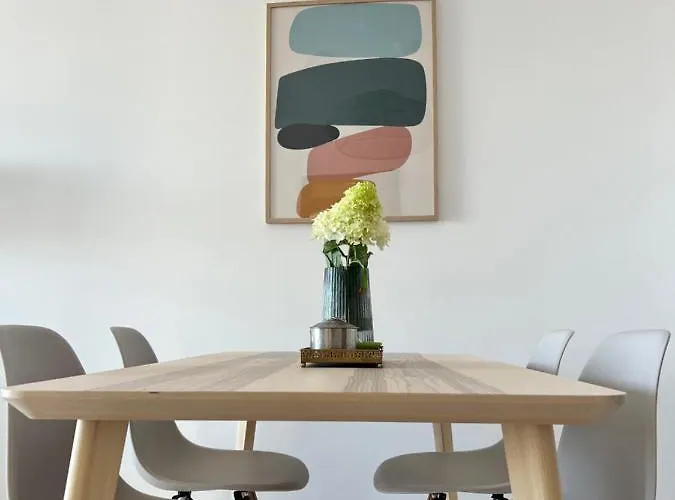 A Un Minuto Playa Vistas Y Garage 8pax *